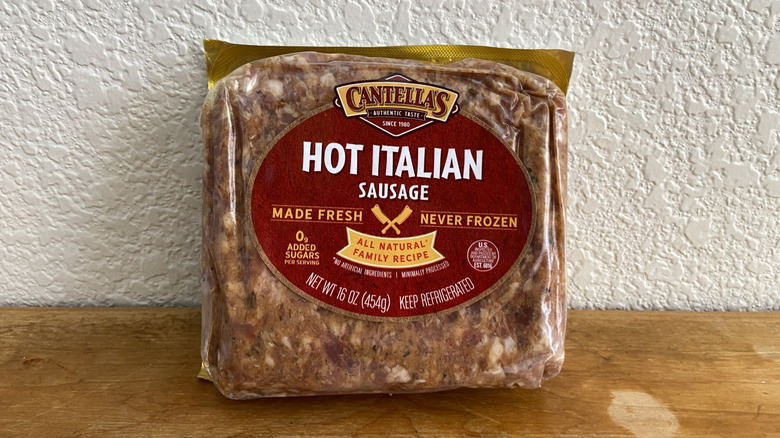 cantella's hot italian sausage package