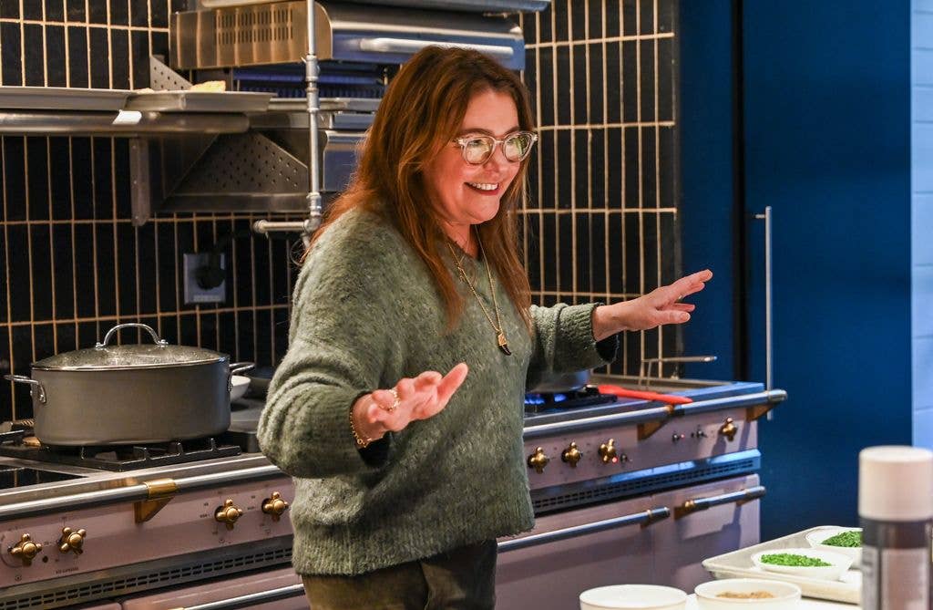 Chef Rachael Ray attends the Food Network New York City Wine & Food Festival Chef's Corner with Rachael Ray part of the Vitamix Event Series presented by Invesco QQQ on October 19, 2025 in New York City