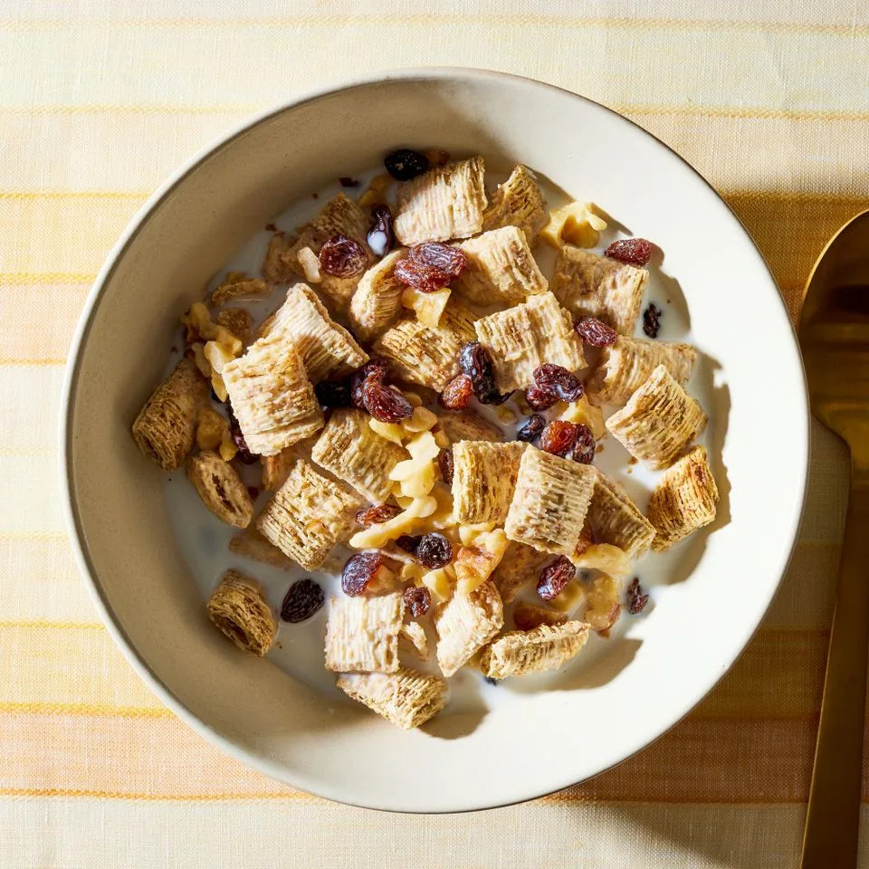 Photographer: Jake Sternquist, Food Stylist: Holly Dreesman, Prop Stylist: Lexi Juhl