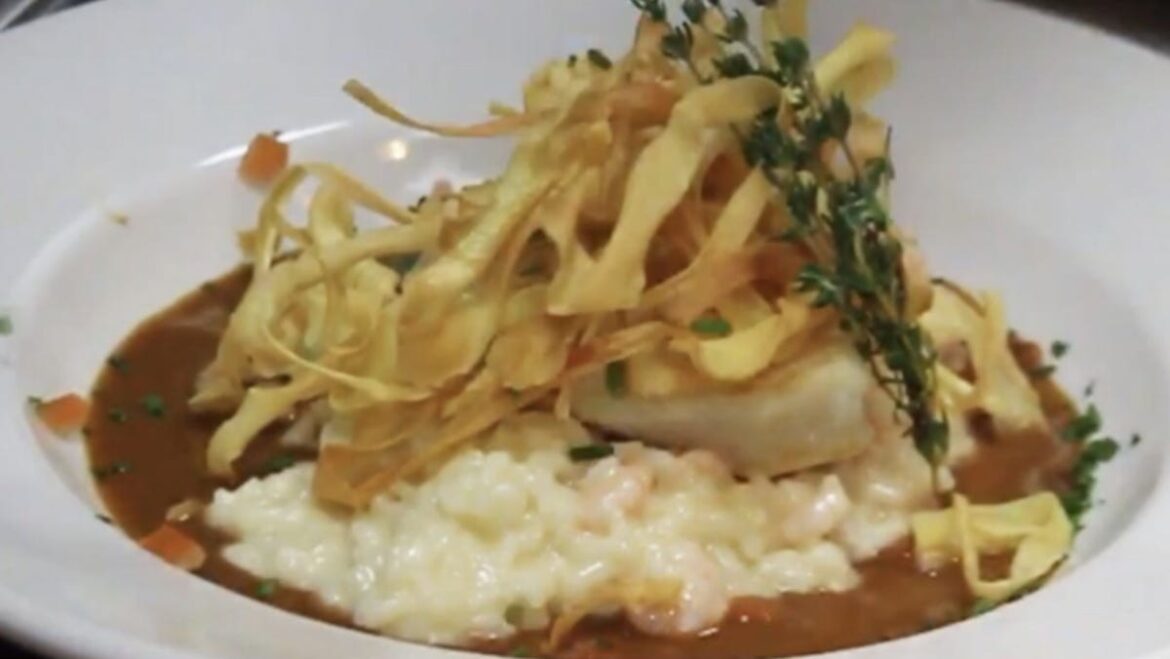 3 Peoria restaurants known for food and ambiance