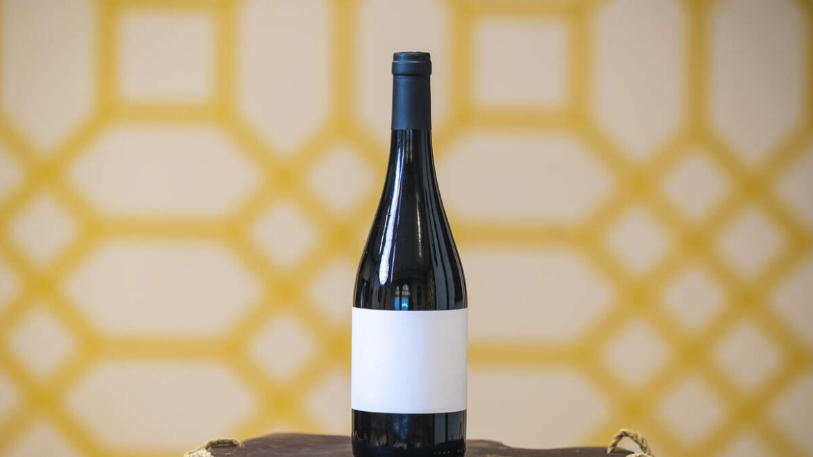 Six places you should never keep your wine! | 97.3 and 103.3 The Bull ICONS Six places you should never keep your wine! | 97.3 and 103.3 The Bull ICONS