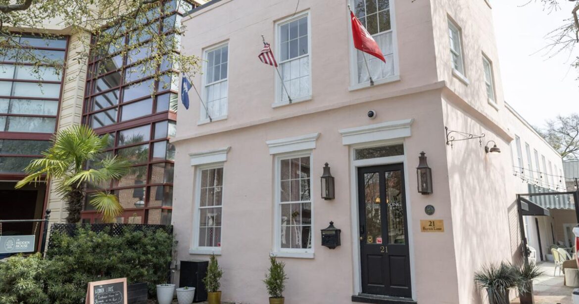 Charleston coffee shop open after-hours with new wine bar