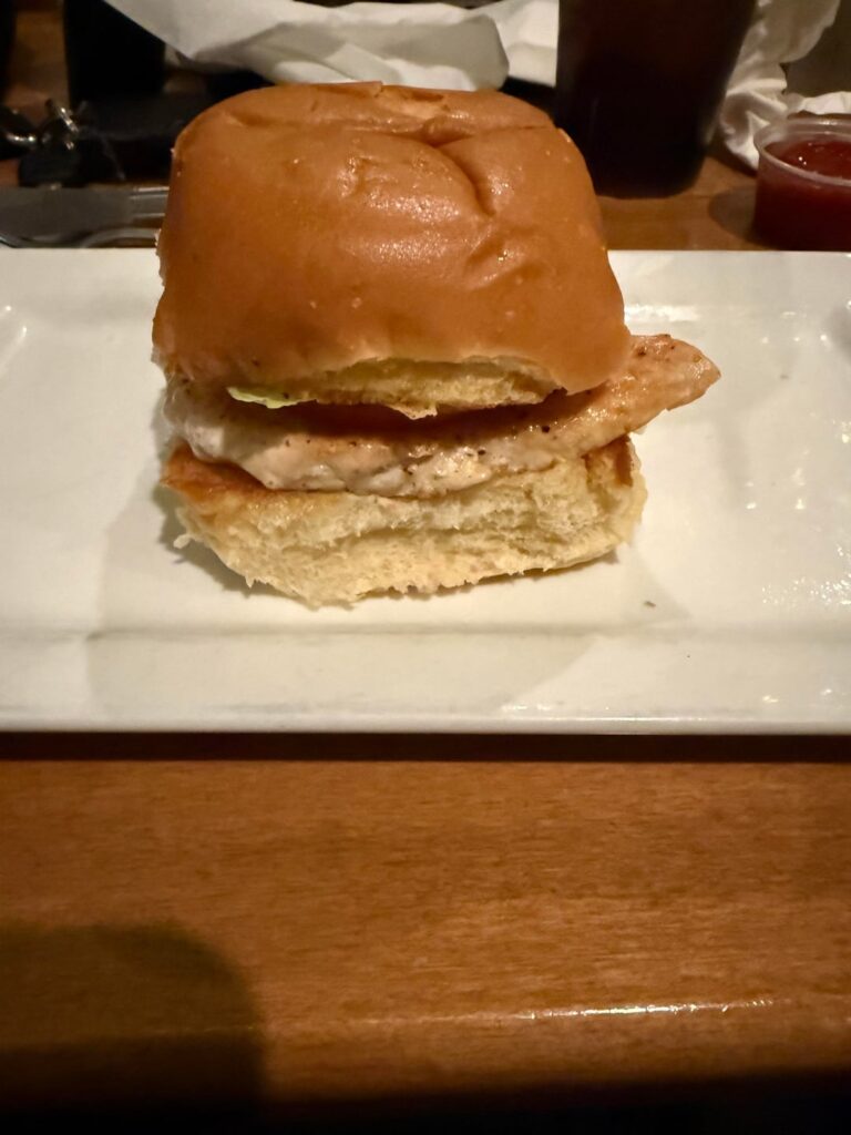 Calories ?? Plain grilled chicken lettuce tomato sandwich