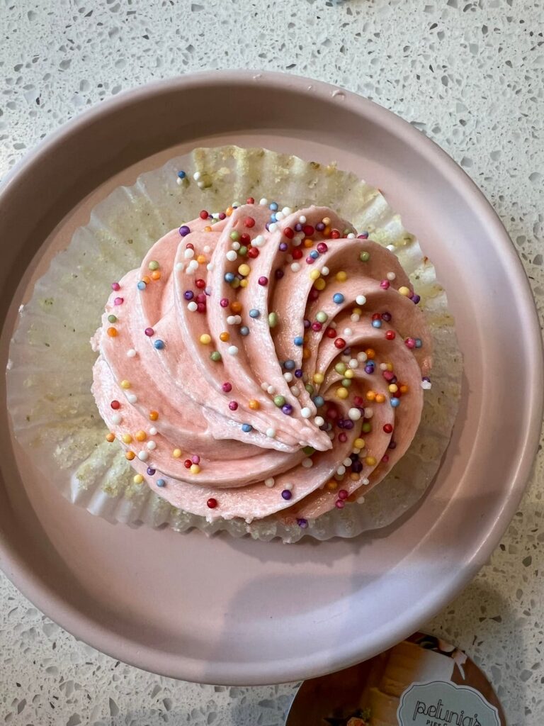 Help! What Piping Tip Created This Lovely Swirl?