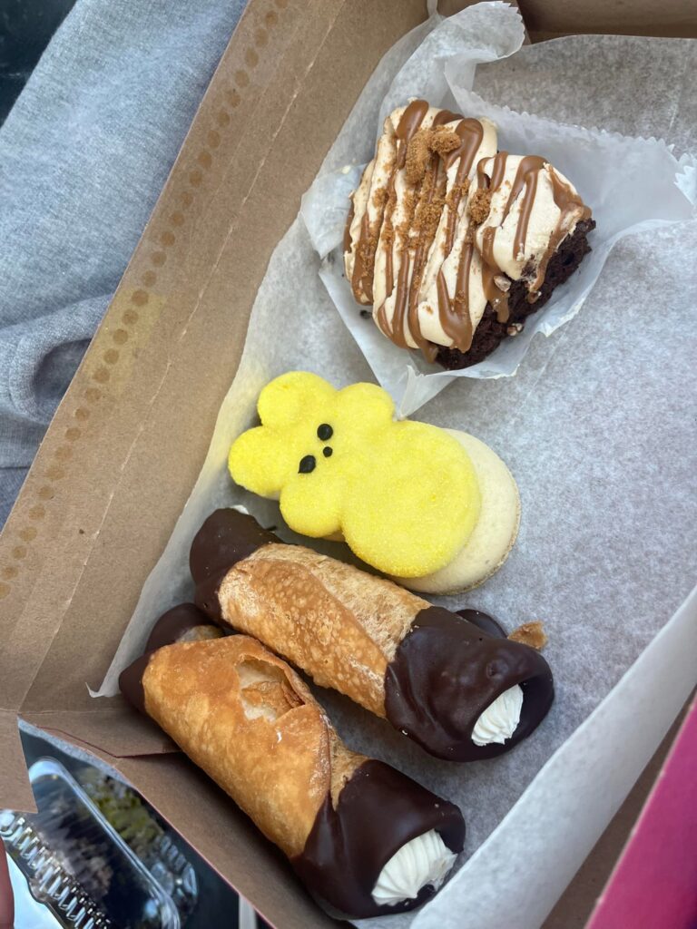 Visited an all vegan bakery today!