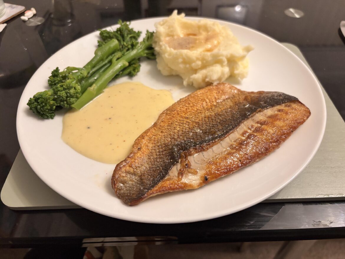Sea bass fillet, buttered mash, broccoli and homemade white sauce