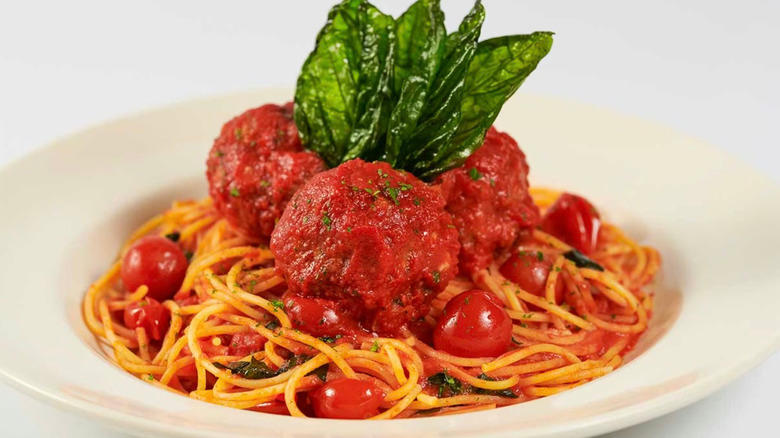 The Cheesecake Factory's spaghetti and meatballs with basil
