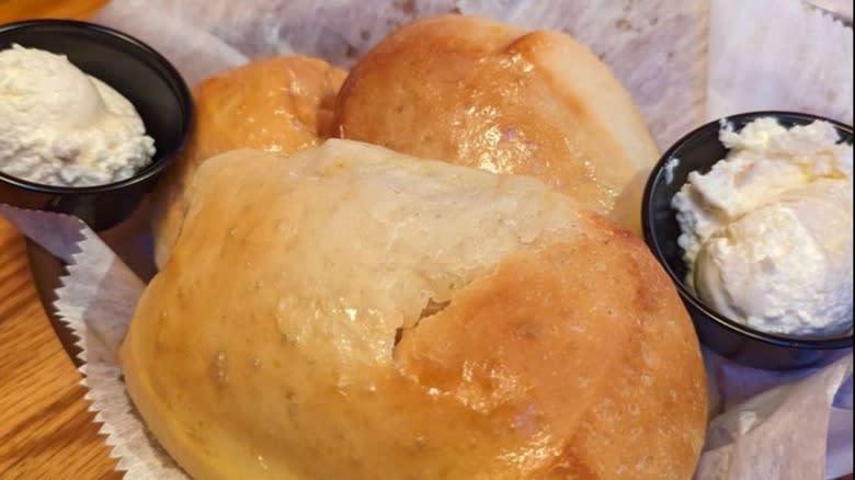 Logan's Roadhouse bread rolls with butter