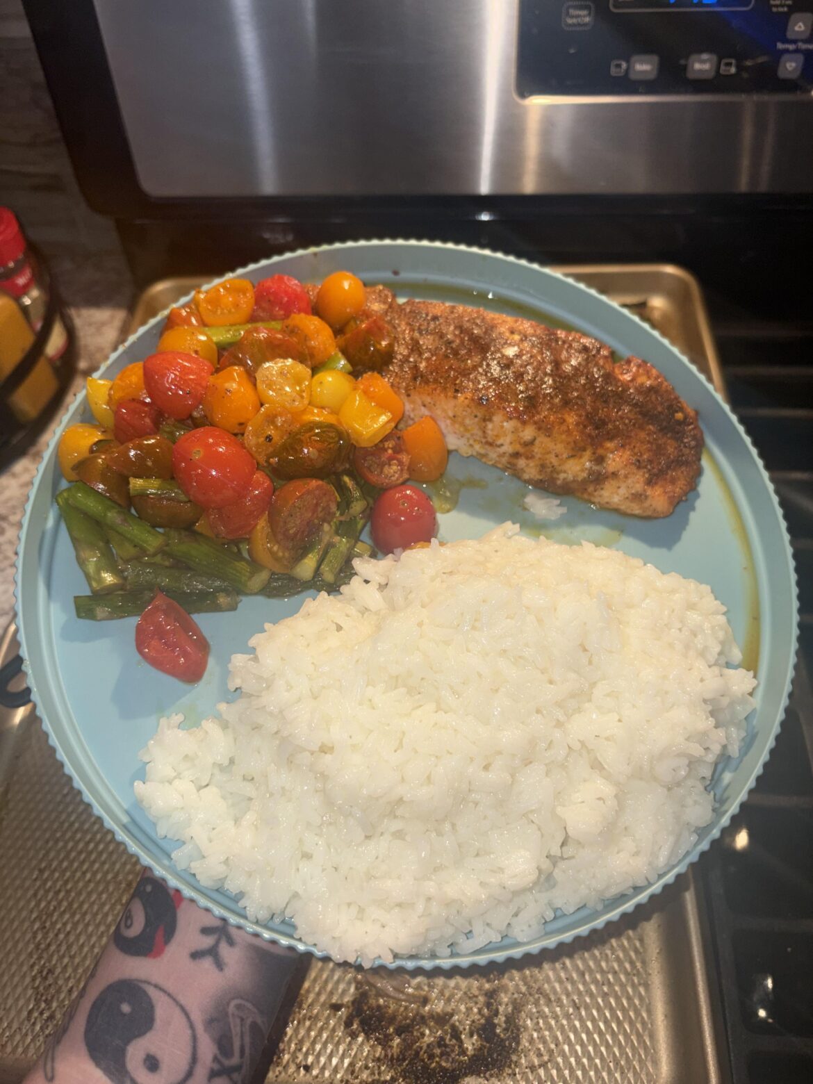 salmon & roasted asparagus & tomatoes with rice for dinner last night