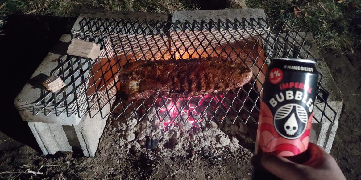 Made a simple BBQ Pit