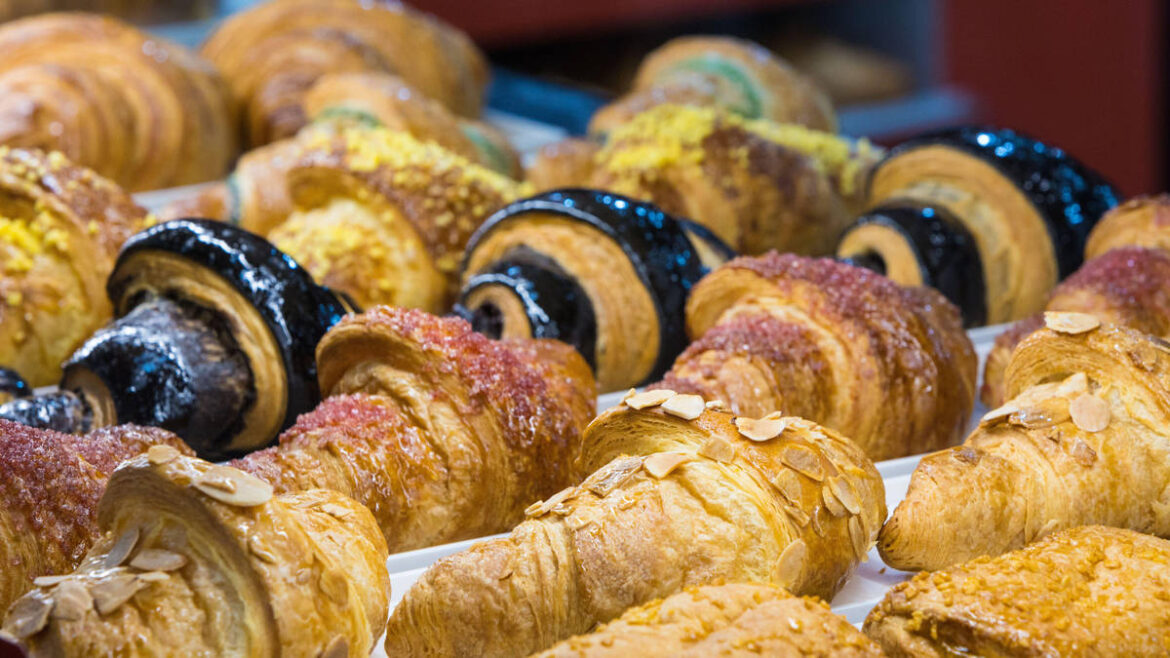 French told to cut down on croissants and baguettes in bid to reduce cancer risk