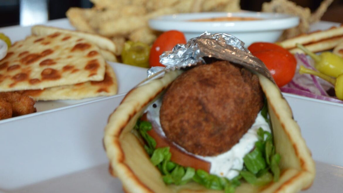 Restaurants near I-95 exits travel fast food Vero Beach Port St. Lucie Restaurants near I-95 exits travel fast food Vero Beach Port St. Lucie