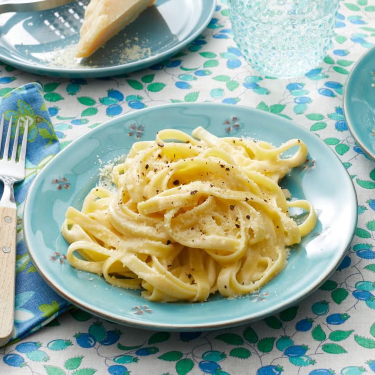 pioneer woman's creamy pasta recipes