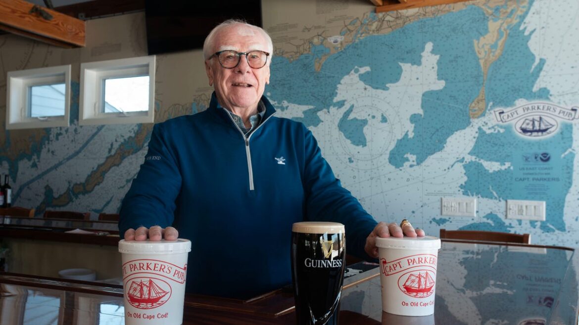 Best classic restaurants in RI, NH, MA for seafood, burgers, Italian