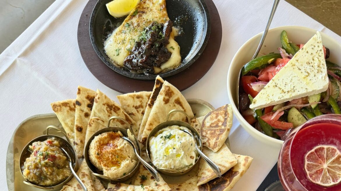 Popular Sarasota Greek restaurant opens new location Popular Sarasota Greek restaurant opens new location