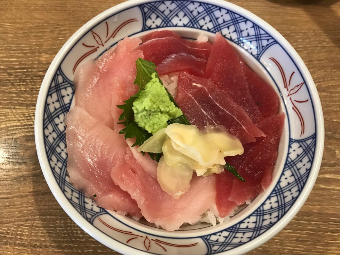 Seafood bowl from Isomaru Suisan in Japan