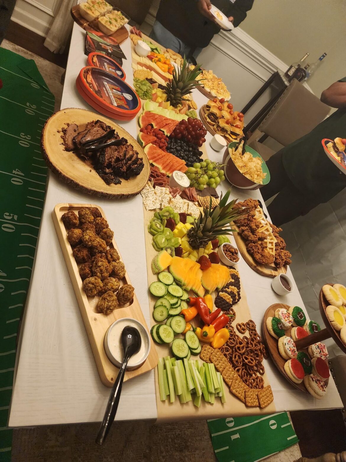 This was our spread for the superbowl..our charcuterie table 😭