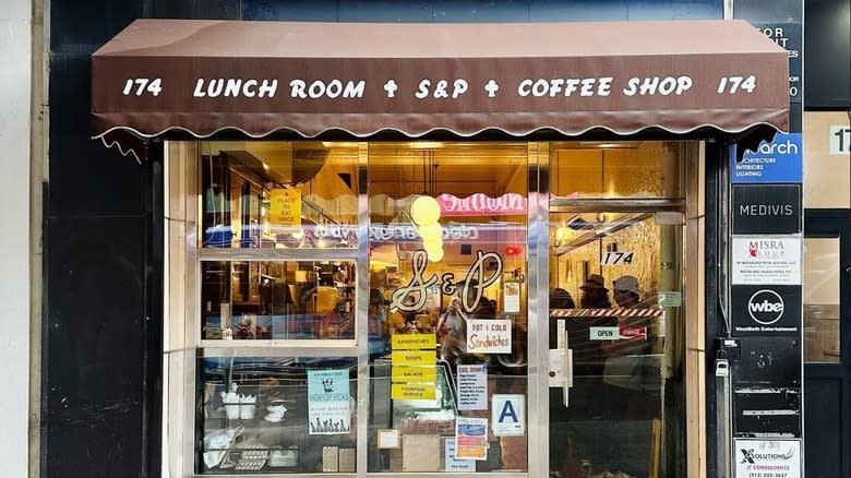 The facade of S&P Lunch in New York City's Flatiron district