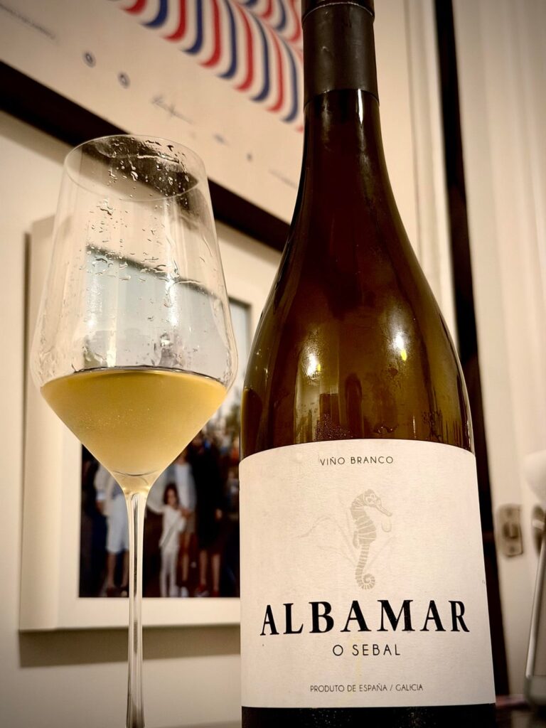 An Albariño to convert your craft beer friends 😉.