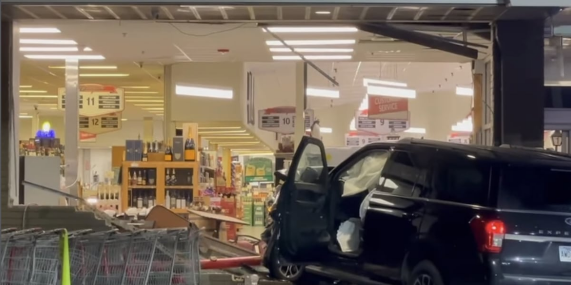 Driver hospitalized Tuesday after crashing into Dorignac’s Food Center entrance