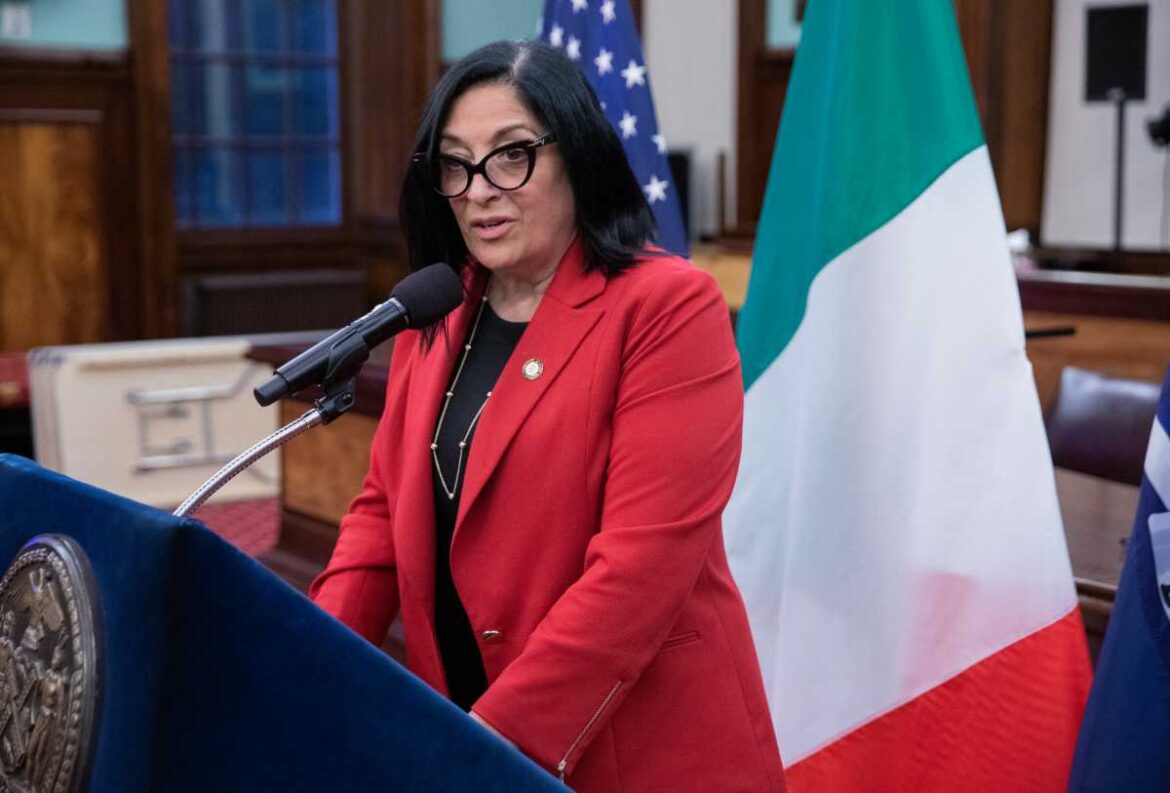 CM Ariola elected co-chair of NYC Council’s Italian Caucus – QNS CM Ariola elected co-chair of NYC Council’s Italian Caucus – QNS