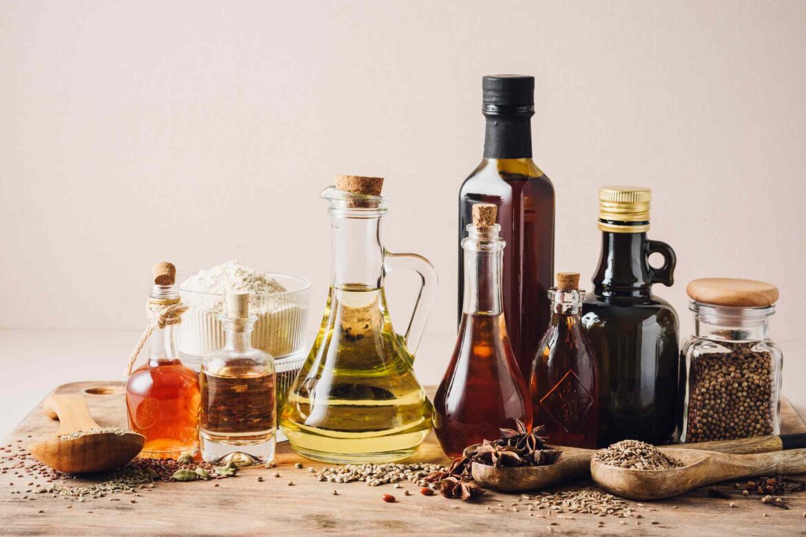 The Best Oils for Managing Cholesterol—And 3 Mistakes You’re Probably Making The Best Oils for Managing Cholesterol—And 3 Mistakes You're Probably Making