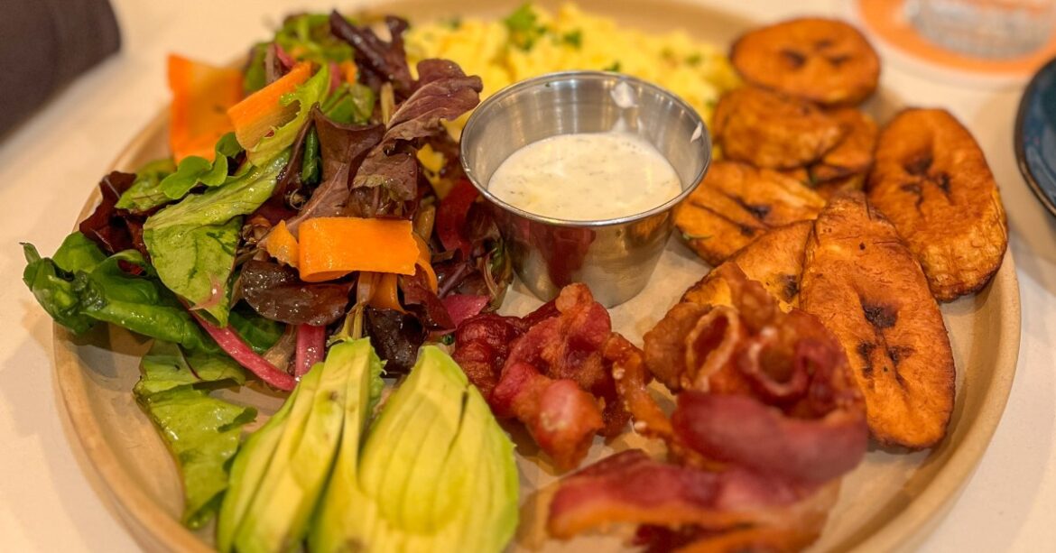 All-Day Paris Hits Back Bay All-Day Paris Hits Back Bay