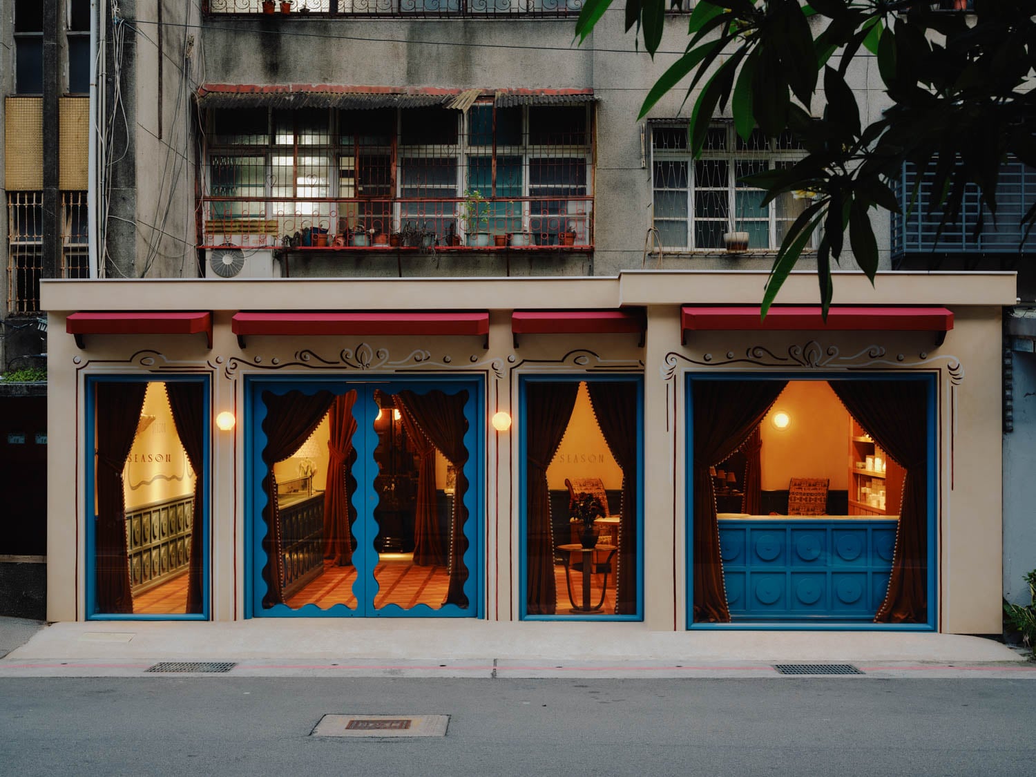 exterior of Season bakery