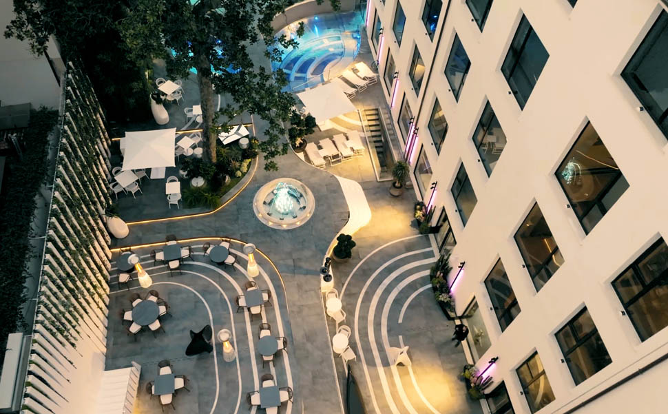 ROMEO Roma Il Cortile dall alto