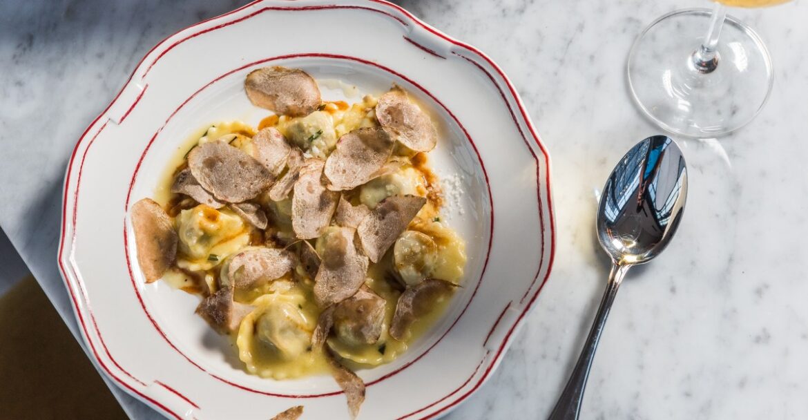 At Officina, Italian Dishes Showcase High-End Ingredients by the Wharf At Officina, Italian Dishes Showcase High-End Ingredients by the Wharf