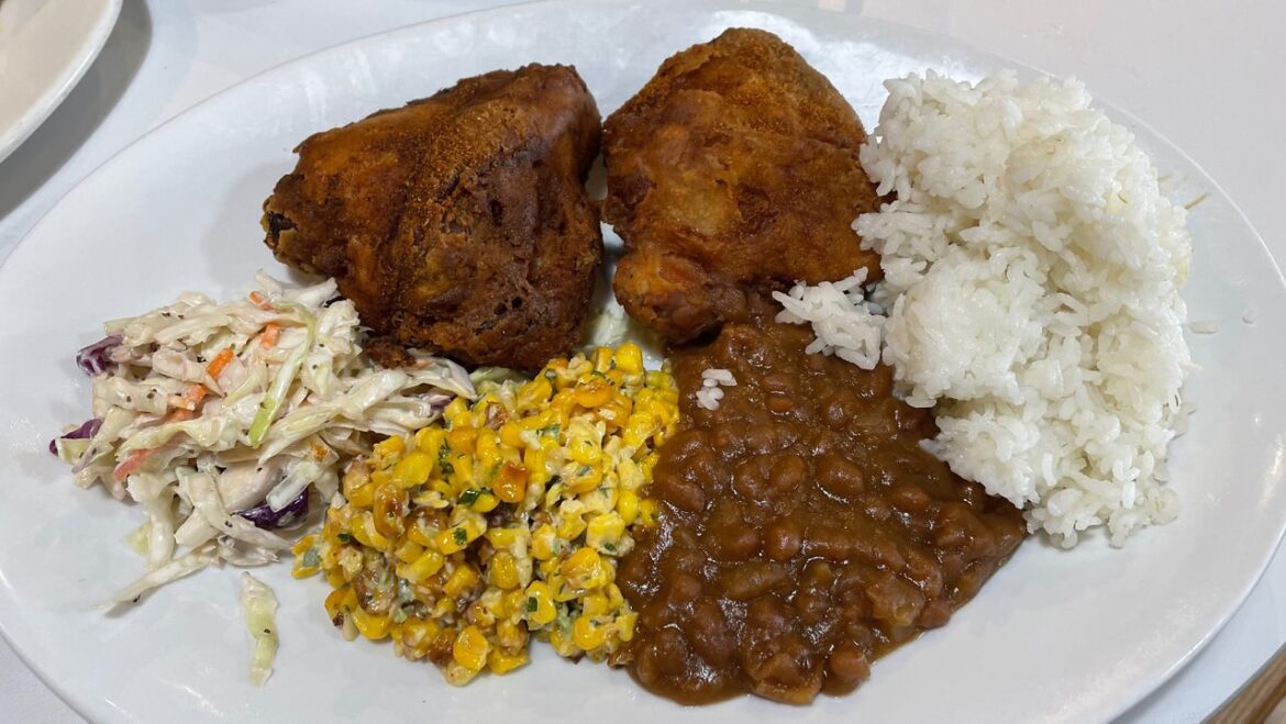 Southern fried chicken plate. (Spectrum News)