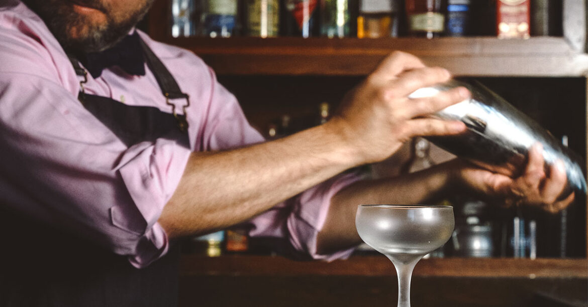 Should Bars Credit Bartenders on their Cocktail Menus?