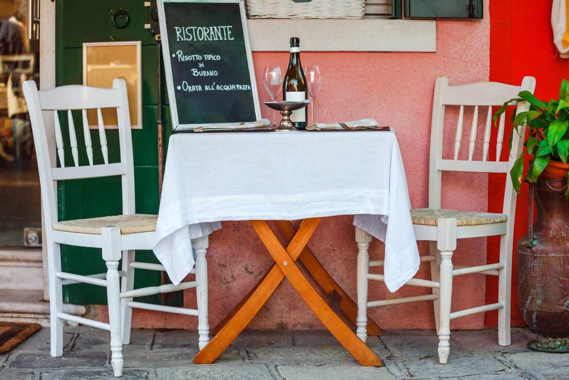 10 Types of Italian Restaurants to Try on Your Travels