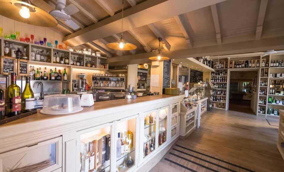 Trattoria Marisa for a quick lunch after a visit to the nearby Outlet mall