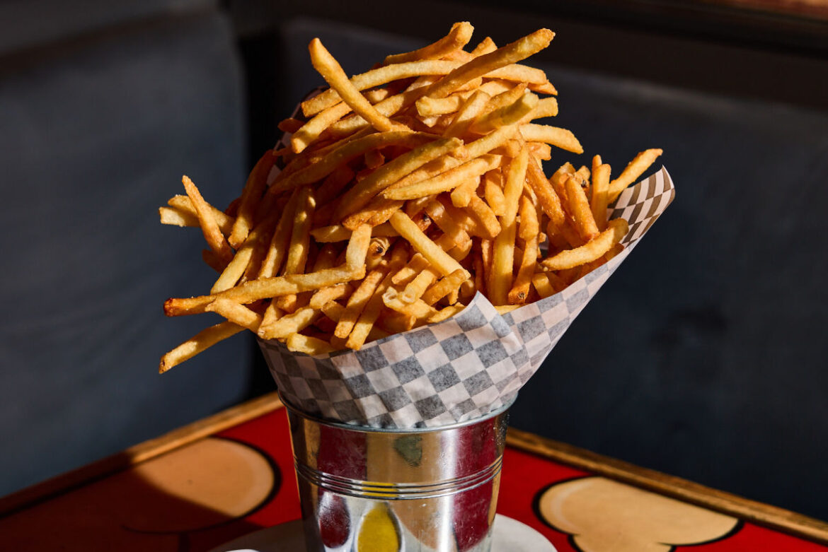 Seattle’s Best French Fries Are Thick, Thin, Crispy, Curly, and Greek Seattle’s Best French Fries Are Thick, Thin, Crispy, Curly, and Greek