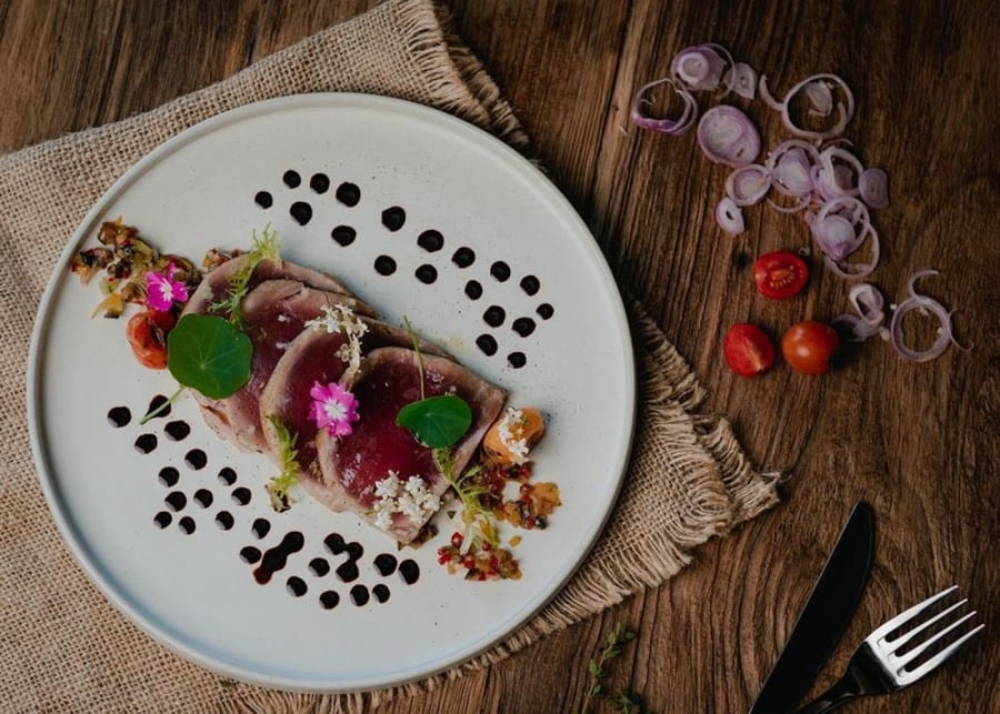 Sa'mesa - a unique Italian dining concept in Canggu