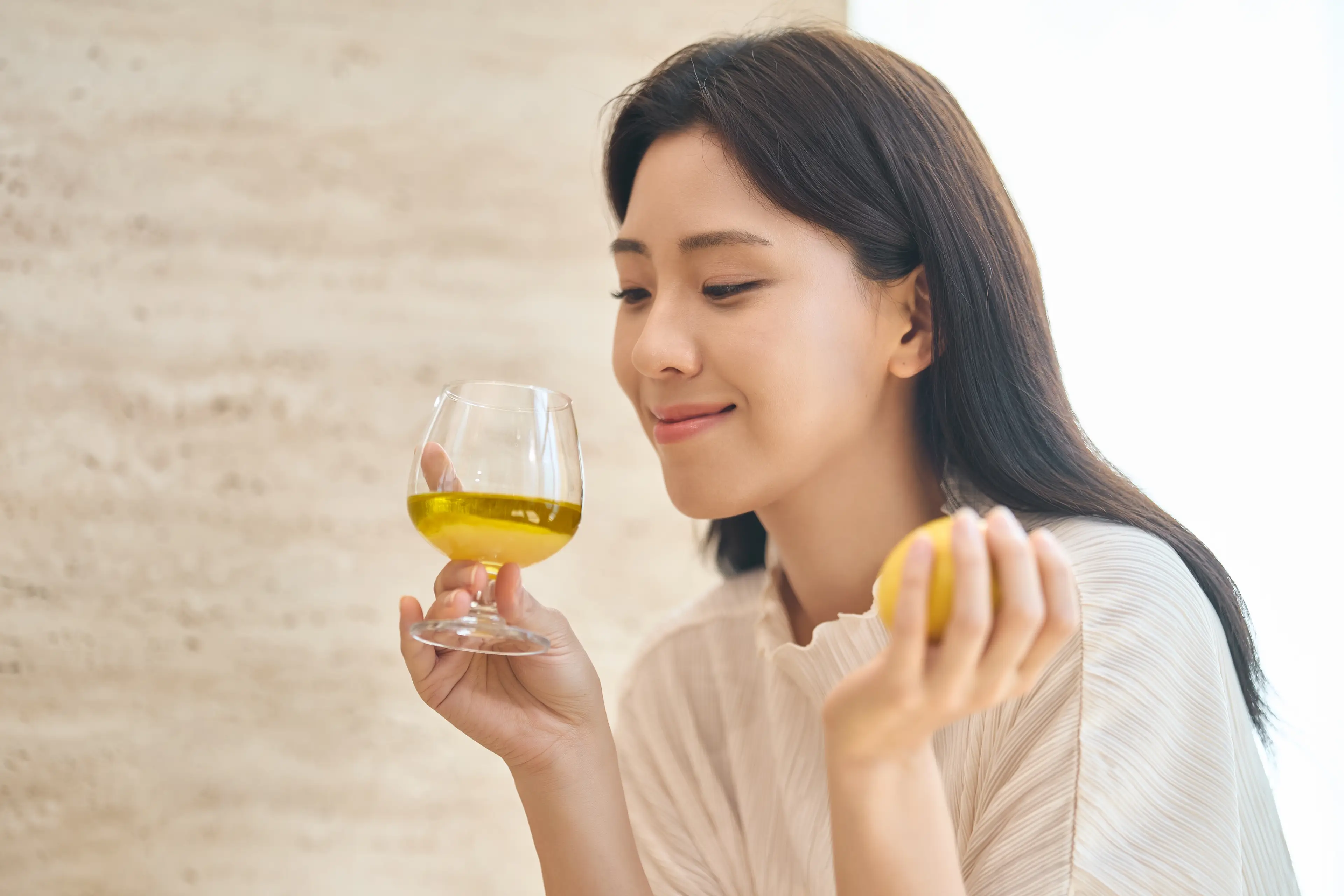 The colon surgeon said that most health claims were 'probably a stretch' (Getty Stock Image)