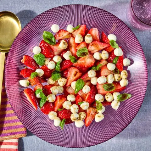 Photographer: Jen Causey, Food Stylist: Julian Hensarling, Prop Stylist: Josh Hoggle