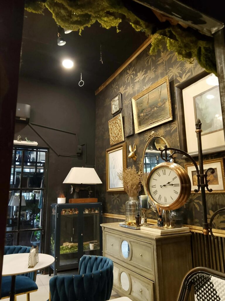 A Warm and Cozy Café Adventure with Yummy Food, Icy Coffee, and Quiet Corners That Feel Like a Secret Hideout