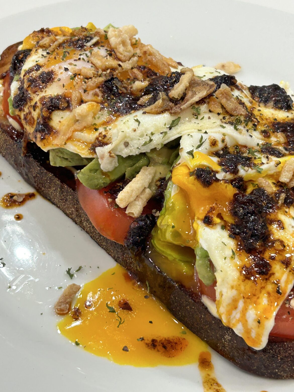 Toast - Avocado, Tomato & Egg