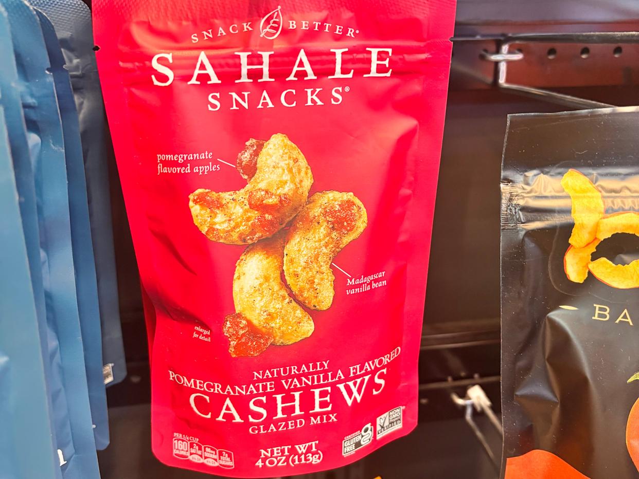 sahale snacks pomegranate vanilla cashews