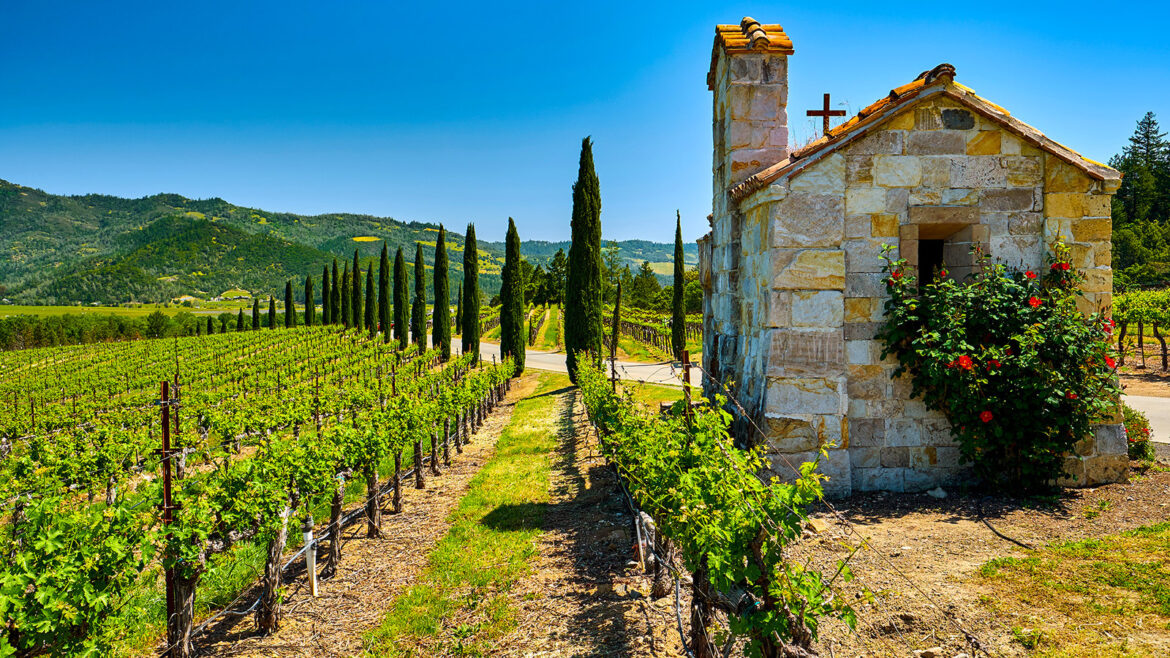 The “Tuscany Of America” Combines Rolling Vineyards And Luxury Wine Estates