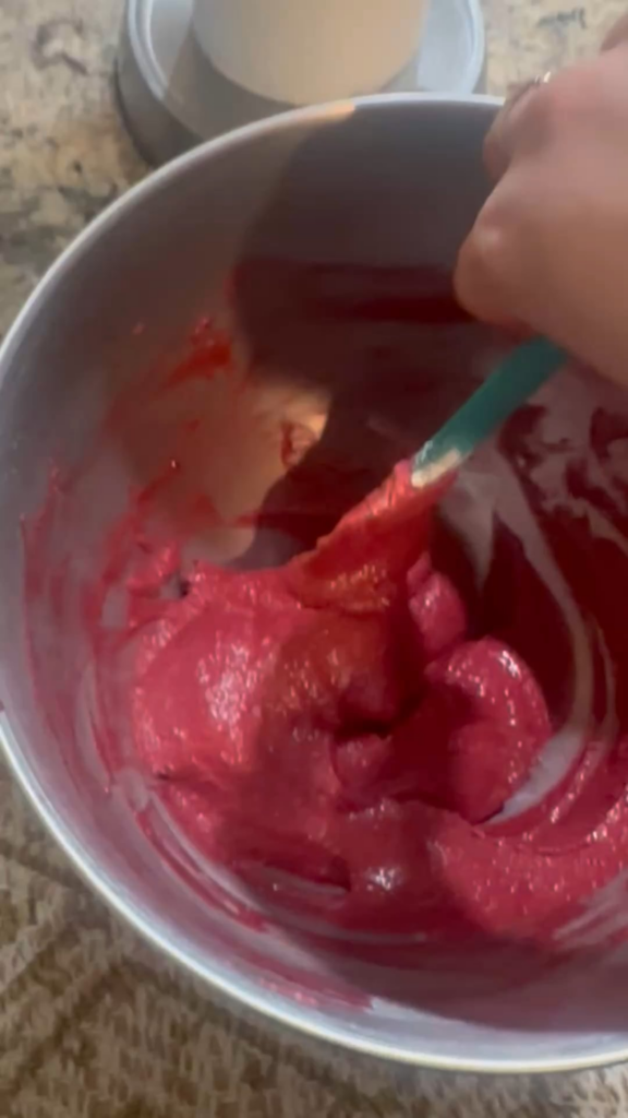 HELP! I’m confused with the macaronage HELP! I’m confused with the macaronage