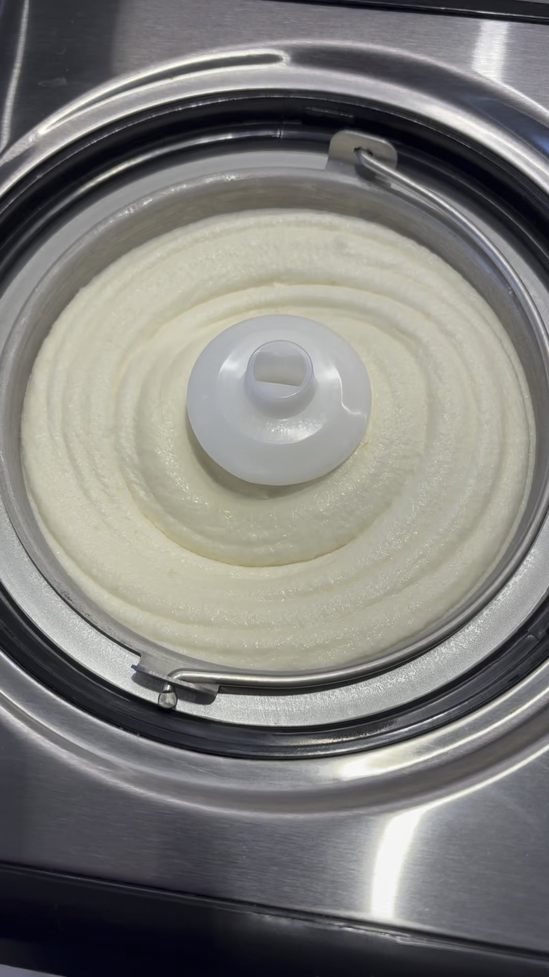 Just made the most delicious rosemary-honey-lemon gelato - help me ...