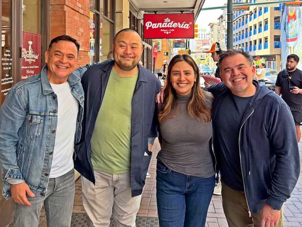 David Chang and Cristela Alonzo, La Panaderia