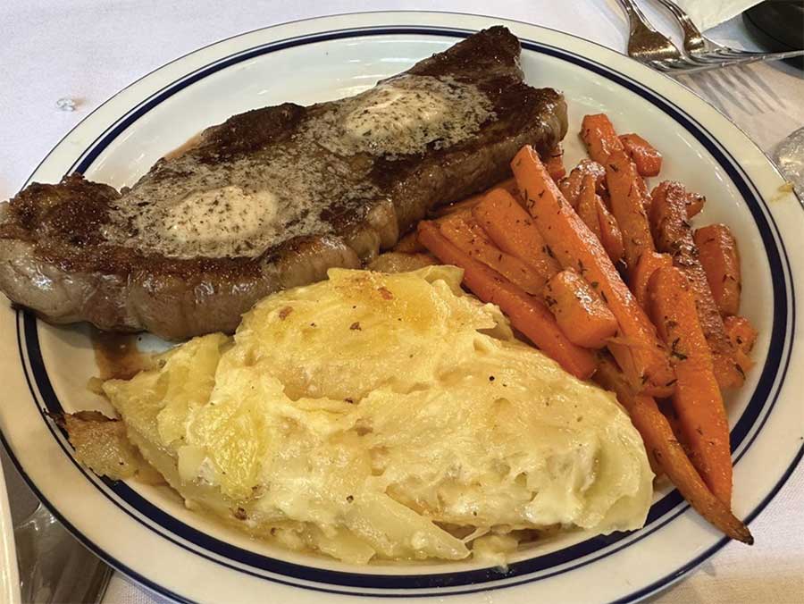 Romantic Spots to Savor the Love – LE CHENE FRENCH CUISINE Romantic Spots to Savor the Love - LE CHENE FRENCH CUISINE