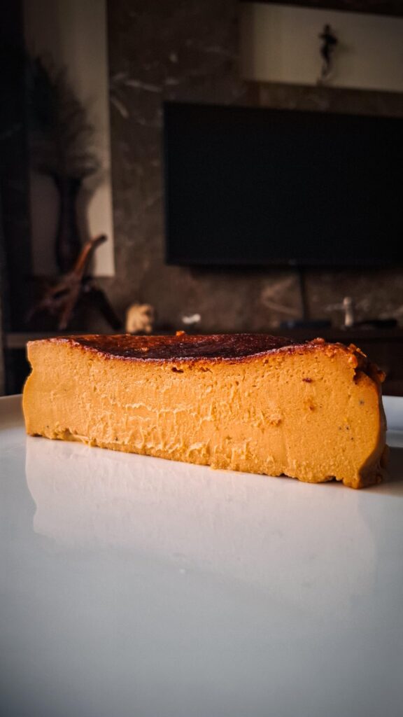 [Homemade] Brunost Basque Cheesecake