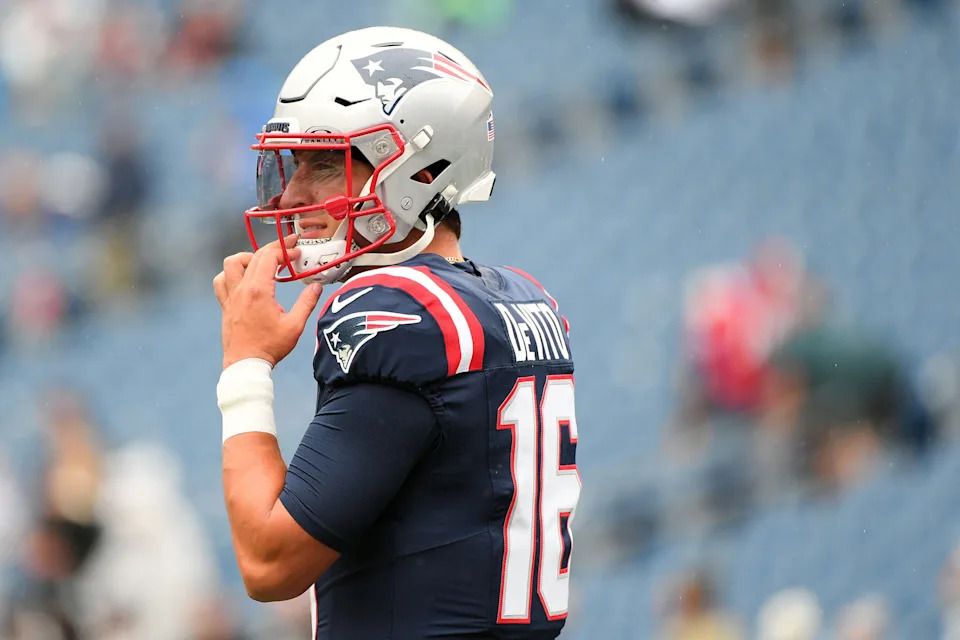 <p>Sep 7, 2025; Foxborough, Massachusetts, USA; New England Patriots quarterback Tommy DeVito (16) practices before the game against the Las Vegas Raiders at Gillette Stadium. Mandatory Credit: Bob DeChiara-Imagn Images</p>