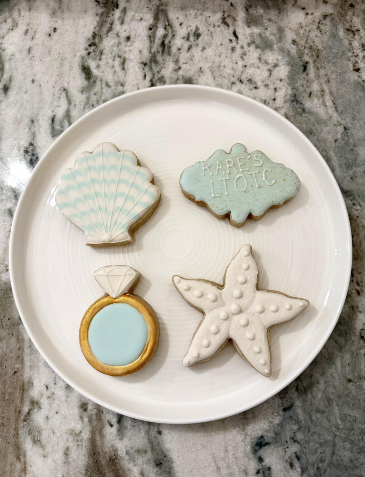 Last toast on the coast bachelorette party cookies!