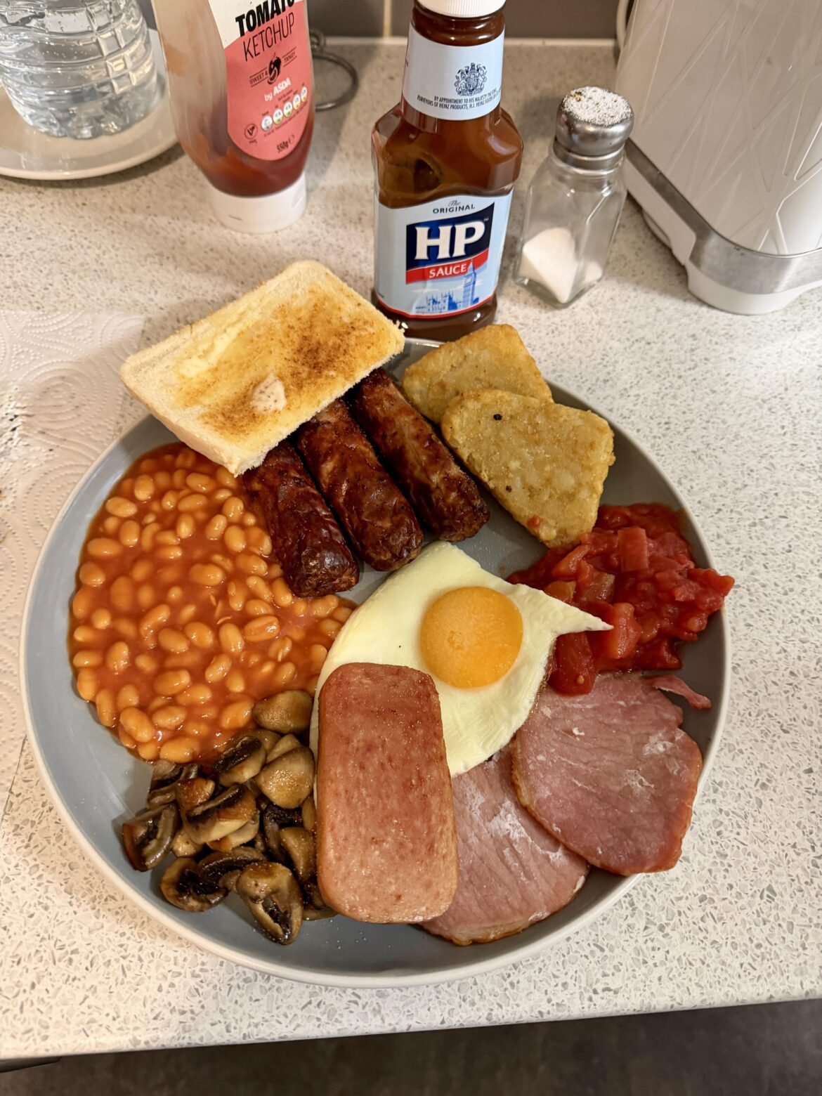 Sunday is breakfast and chill